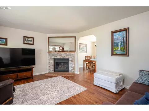 Living - 11240 SE Cranberry Loop, Clackamas, OR 97015 photo 1 of 5