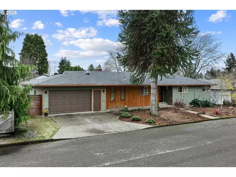 10644 NE Russell Ct, Portland, OR 97220