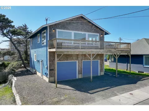 65 2nd Ave, Seaside, OR 97138