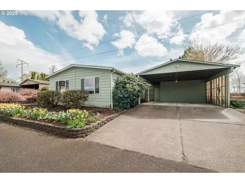 3800 S Mountain View Dr #130, Albany, OR 97322