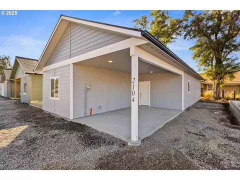 2104 True Ave, La Grande, OR 97850