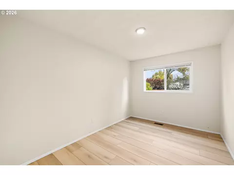 Bedroom - 1408 N Libra St, Newberg, OR 97132 photo 6 of 9