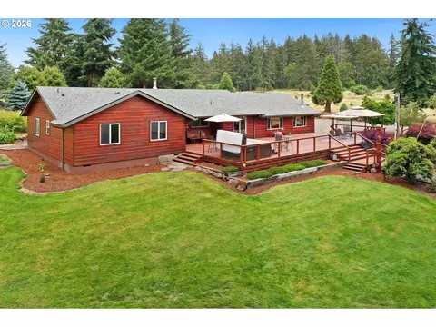 Exterior - 33740 S Ball Rd, Molalla, OR 97038 photo 2 of 13
