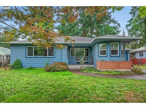 11520 SE Bush St, Portland, OR 97266