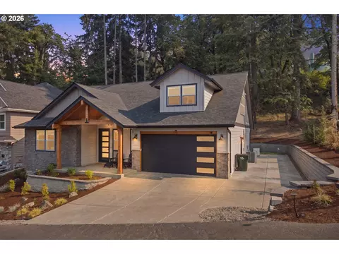 Exterior - 980 S 66th Pl, Springfield, OR 97478 photo 7 of 17