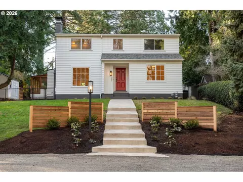 381 S Palatine Hill Rd, Portland, OR 97219