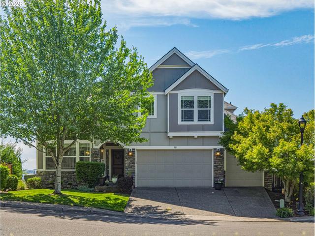 321 Caddy Ct, Newberg, OR 97132