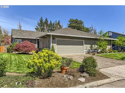 12835 SW Chicory Ct, Tigard, OR 97223