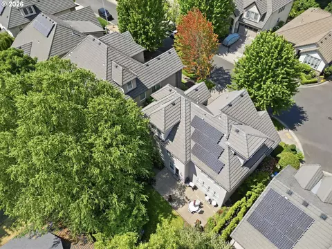 View/Area - 2260 Turnberry Ct, Eugene, OR 97401 photo 3 of 3