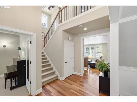 Entry Way - 2260 Turnberry Ct, Eugene, OR 97401 photo 3 of 6