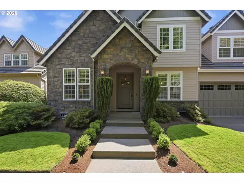 Exterior - 2260 Turnberry Ct, Eugene, OR 97401 photo 4 of 7