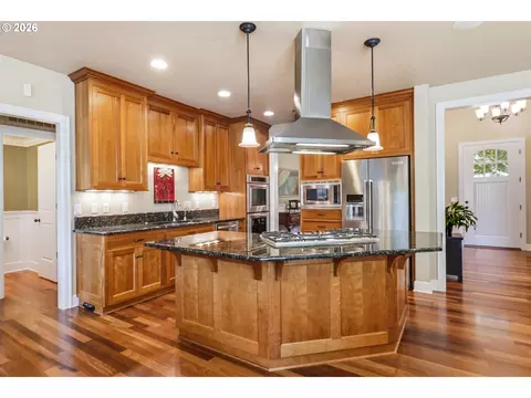 Kitchen - 2260 Turnberry Ct, Eugene, OR 97401 photo 1 of 4