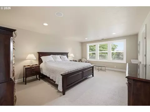 Bedroom - 2260 Turnberry Ct, Eugene, OR 97401 photo 1 of 6