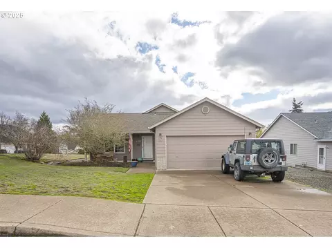 201 NW Howard Ln, Dallas, OR 97338