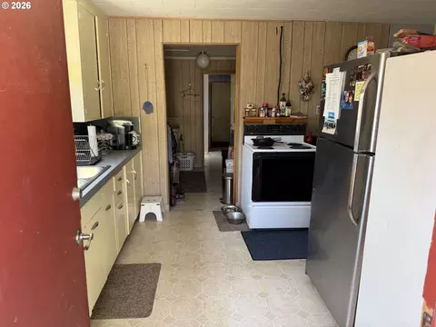 140 Poplar St, Powers, OR 97466 photo 18