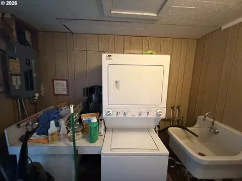 140 Poplar St, Powers, OR 97466 photo 42