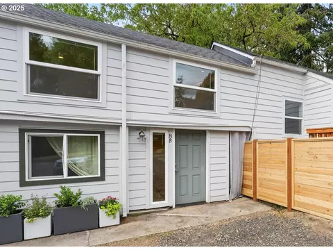 2311 SW 6th Ave #8B, Camas, WA 98607