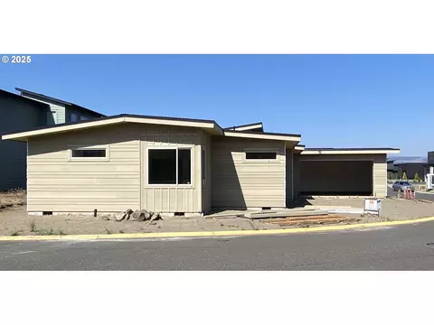 150 Southshore Ave, The Dalles, OR 97058