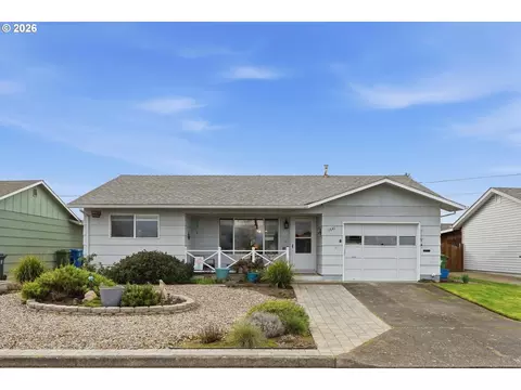 1841 Umpqua Rd, Woodburn, OR 97071