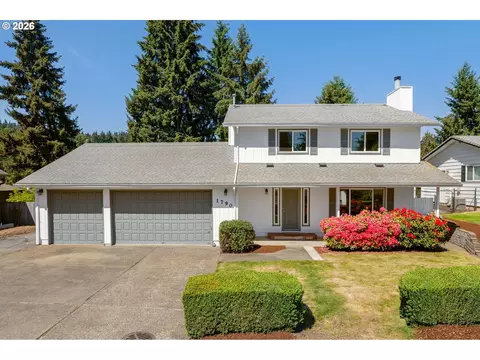 1790 Ostman Rd, West Linn, OR 97068