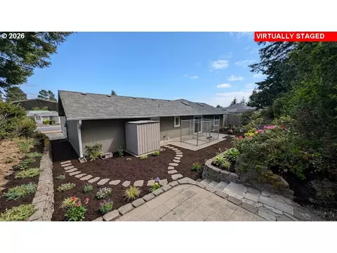 Exterior - 1751 Willow Loop, Florence, OR 97439 photo 5 of 5