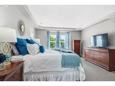 Bedroom - 3465 Brookview Dr, Eugene, OR 97401 photo 1 of 6