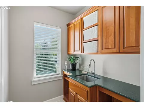 Other - 3465 Brookview Dr, Eugene, OR 97401 photo 4 of 11