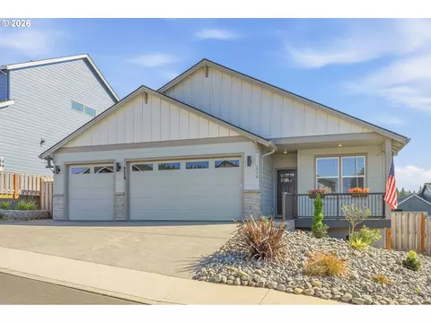 1770 NE Gilbert Ln, Estacada, OR 97023