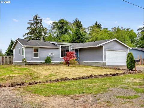 673 NW 9th St, Warrenton, OR 97146