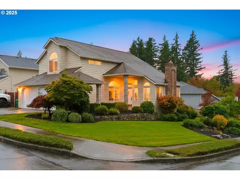 4753 SE 14th St, Gresham, OR 97080