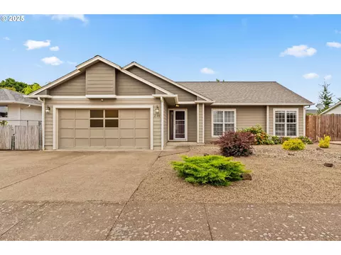 2180 SE Madison St, Albany, OR 97322