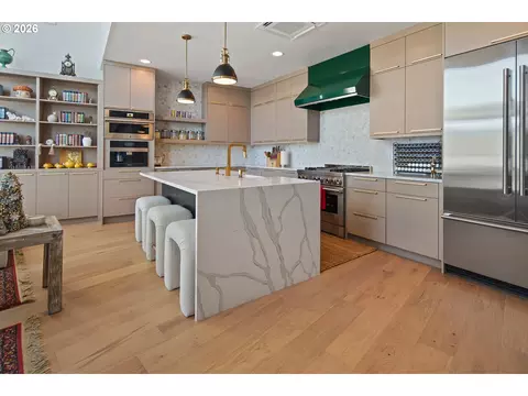 Kitchen - 3403 NE Johns Loop, Neotsu, OR 97364 photo 2 of 2