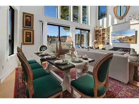 Dining - 3403 NE Johns Loop, Neotsu, OR 97364 photo 1 of 2
