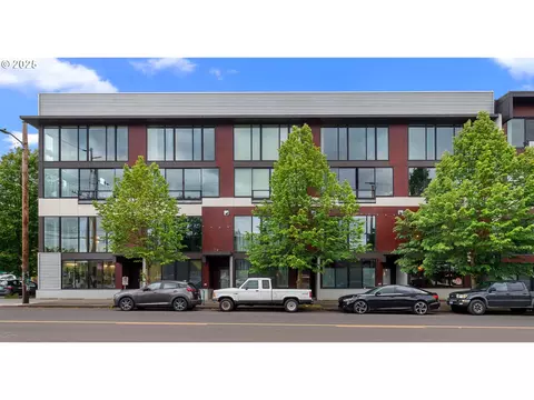 1507 SE 45th Ave #308, Portland, OR 97215