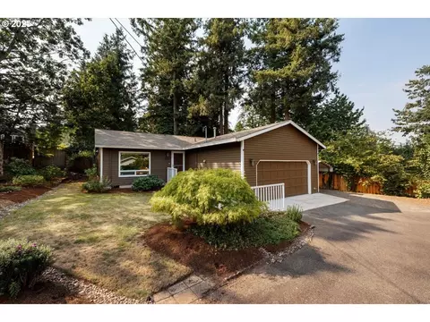 6604 SW Florence Ln, Portland, OR 97223