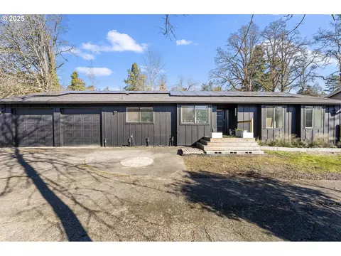 6306 SE Hull Ave, Milwaukie, OR 97267