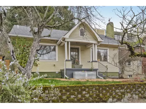 4935 NE Flanders St, Portland, OR 97213