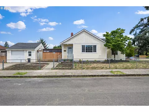 8335 NE Klickitat St, Portland, OR 97220