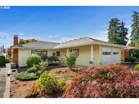 16510 SW King Charles Ave, King City, OR 97224