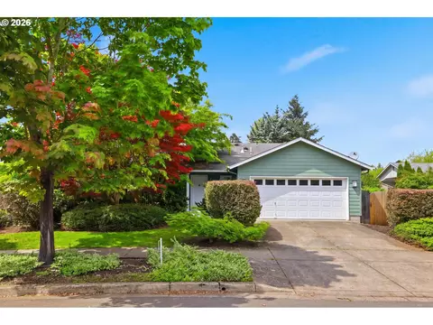 1348 Manzana St, Eugene, OR 97404