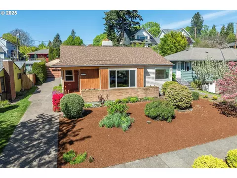 4133 SE Henderson St, Portland, OR 97202