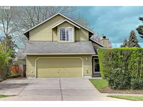 8289 N Peninsular Ave, Portland, OR 97217