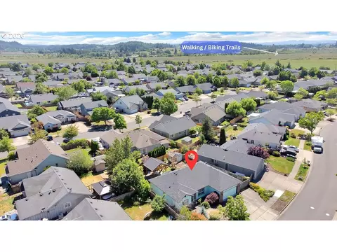 View/Area - 5930 St Helena St, Eugene, OR 97402 photo 2 of 2
