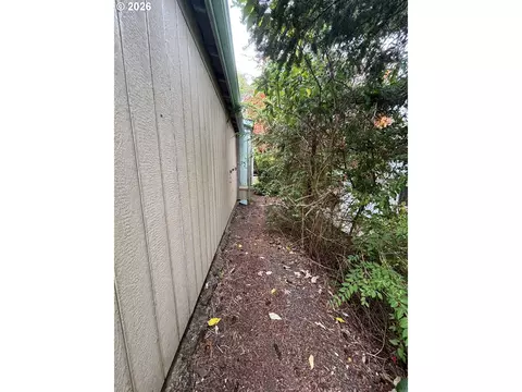 Exterior - 331 Hillside Loop, Seaside, OR 97138 photo 3 of 8