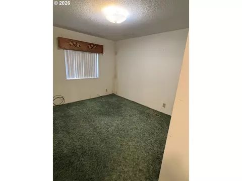 Bedroom - 331 Hillside Loop, Seaside, OR 97138 photo 3 of 5