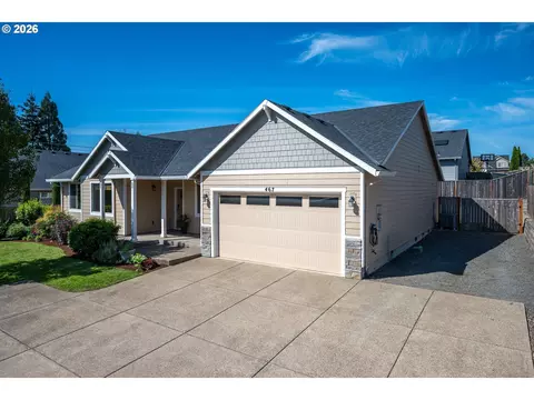 Exterior - 467 E Johnson St, Carlton, OR 97111 photo 2 of 10