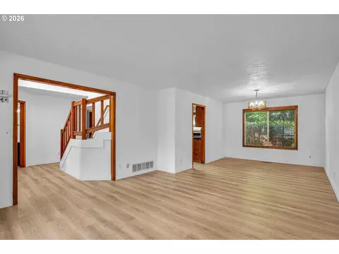 Living - 1510 NW Towle Ter, Gresham, OR 97030 photo 4 of 6