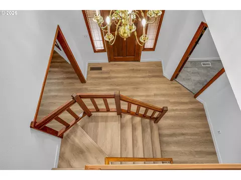 Entry Way - 1510 NW Towle Ter, Gresham, OR 97030 photo 3 of 4