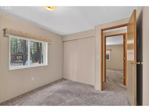 Bedroom - 105 E Mt View Est, Sumpter, OR 97877 photo 2 of 4