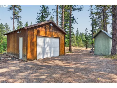 Exterior - 105 E Mt View Est, Sumpter, OR 97877 photo 15 of 17